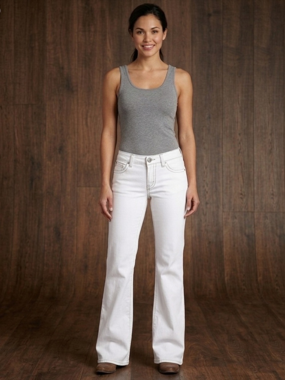 White Rock 47 by Wrangler Size 7  (009)